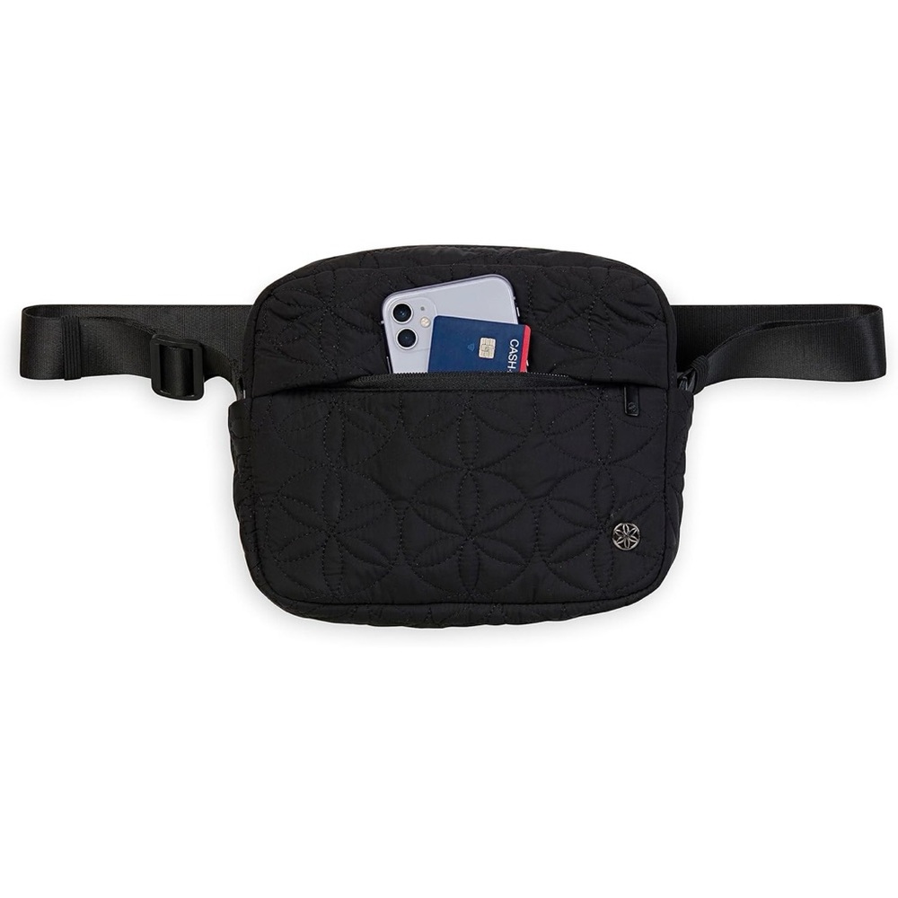 Gaim Elegant Black Quilted Crossbody Bag